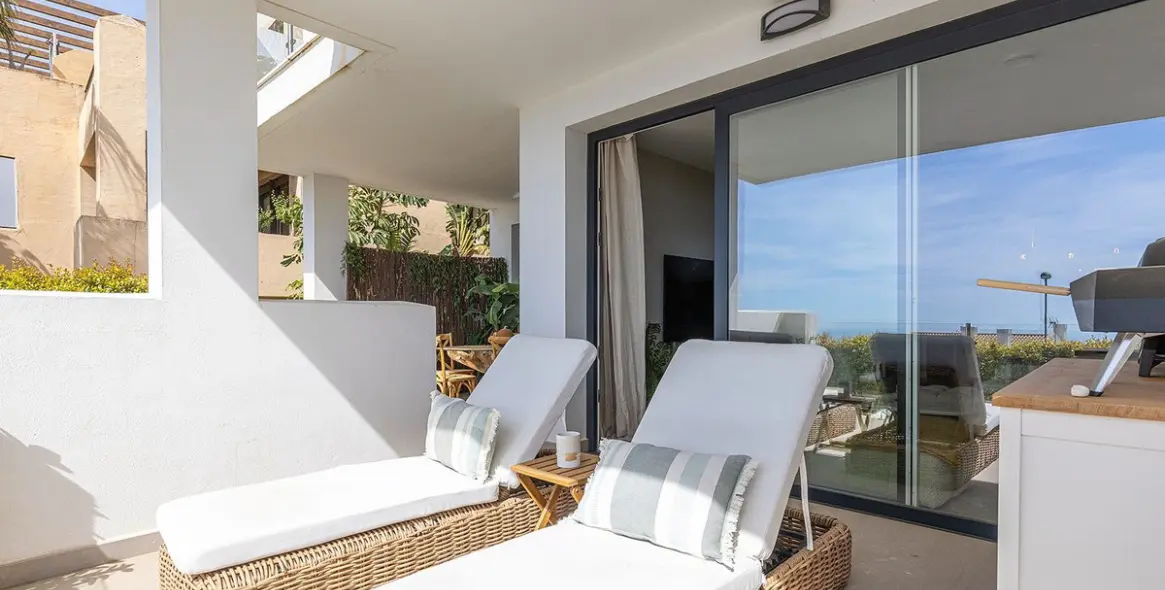 Sale of ground floor apartment in Benalmadena 34