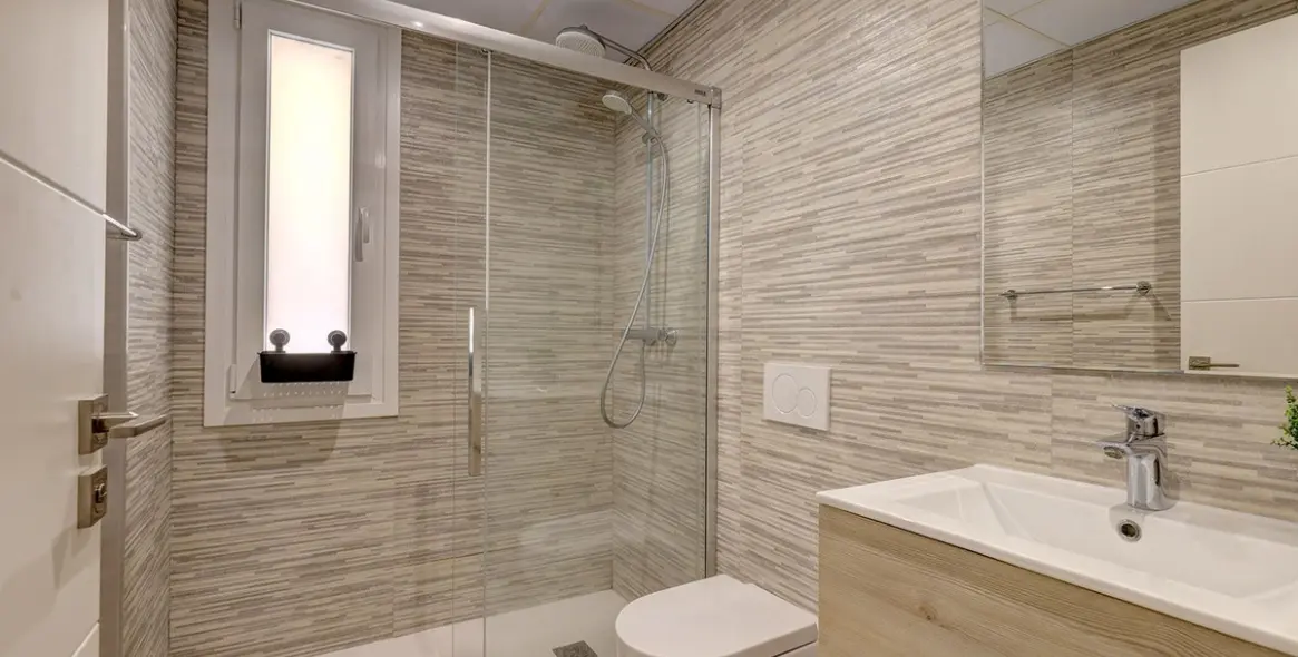 Sale of ground floor apartment in Benalmadena 45