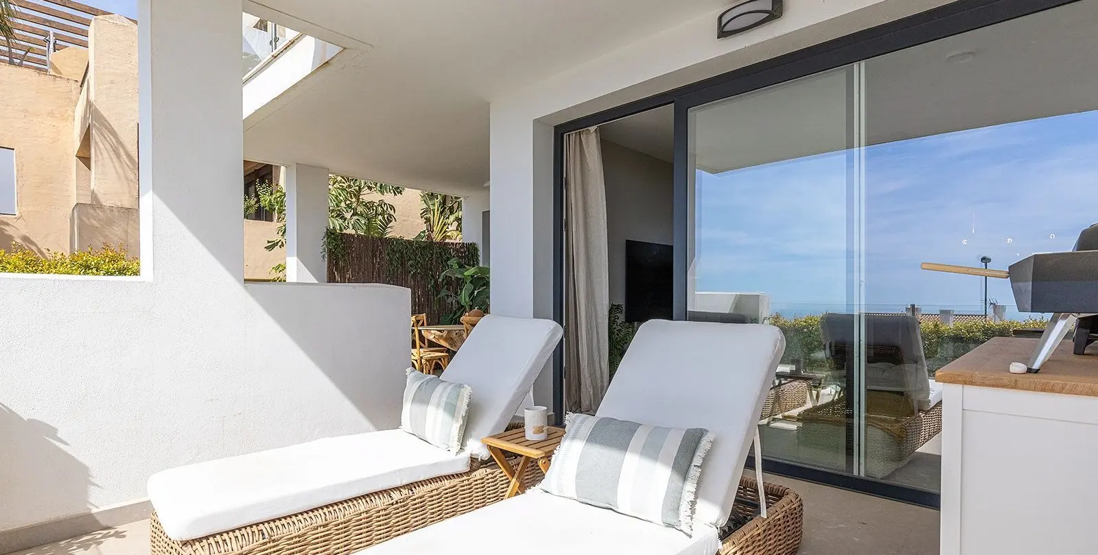 Sale of ground floor apartment in Benalmadena 34