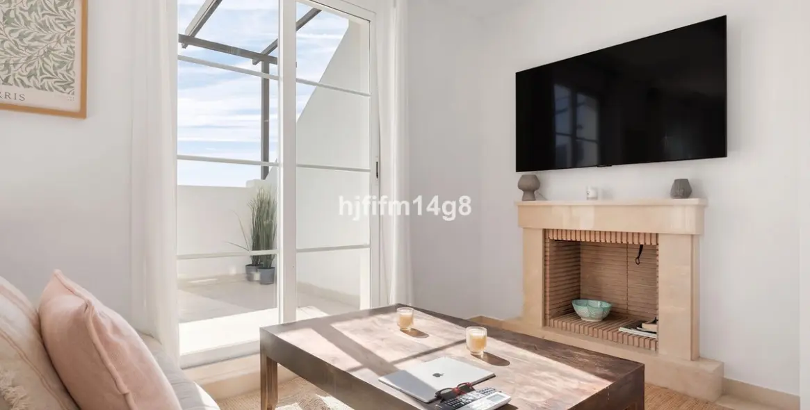 Продажа двухуровневого пентхауса в Nueva Andalucía 15