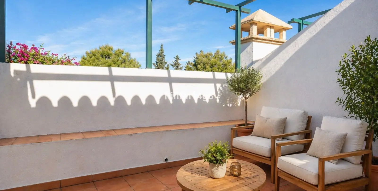 Sale of penthouse duplex in Nueva Andalucía 9