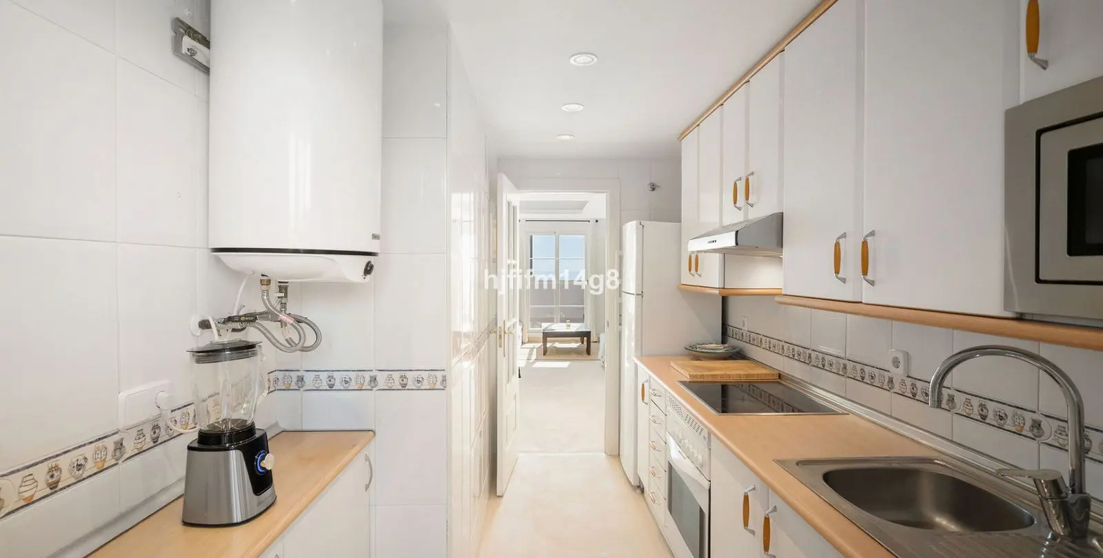 Sale of penthouse duplex in Nueva Andalucía 16