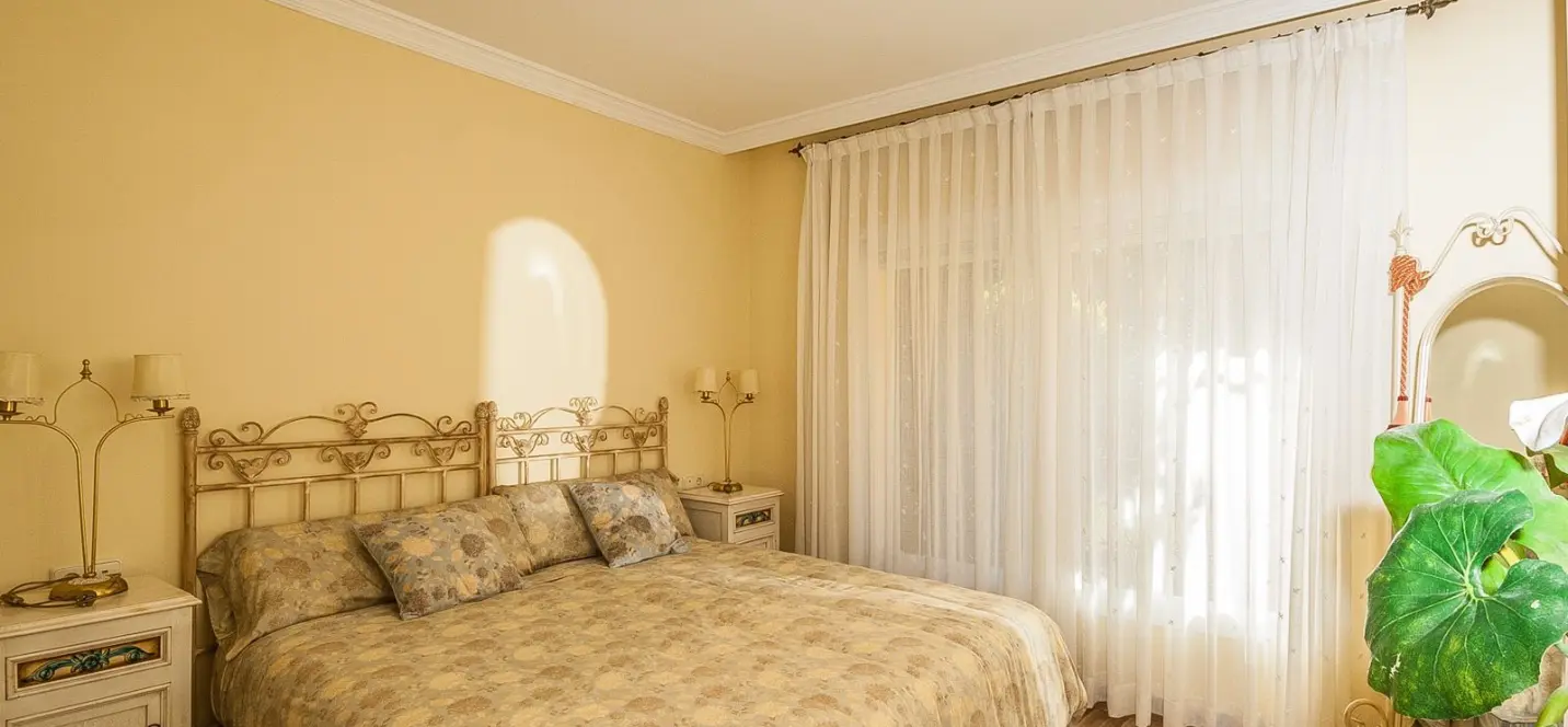 Venta de apartamento en planta baja en Elviria 4
