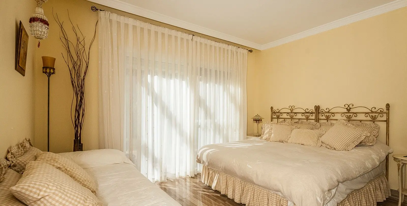 Sale of ground floor apartment in Elviria 7
