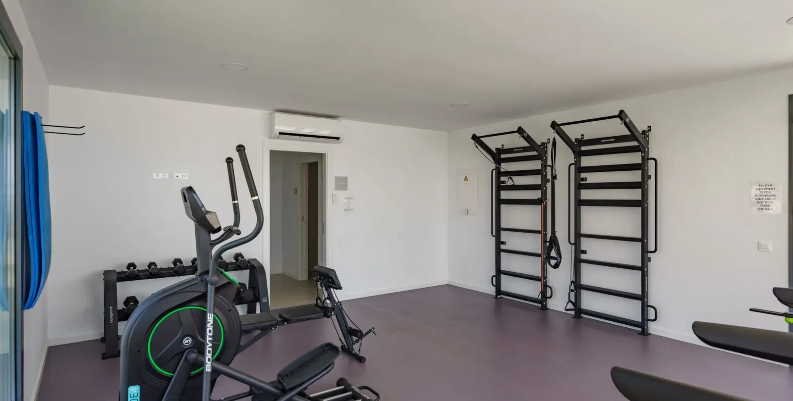 Sale of middle floor apartment in Higueron 8