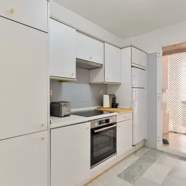 Продажа апартаментов на первом этаже в Estepona