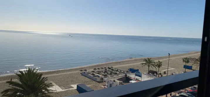 Venta de apartamento en planta media en Fuengirola 0