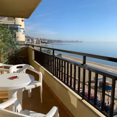 Venta de apartamento en planta media en Fuengirola