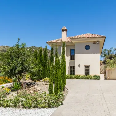 Sale of detached villa in Vélez-Málaga