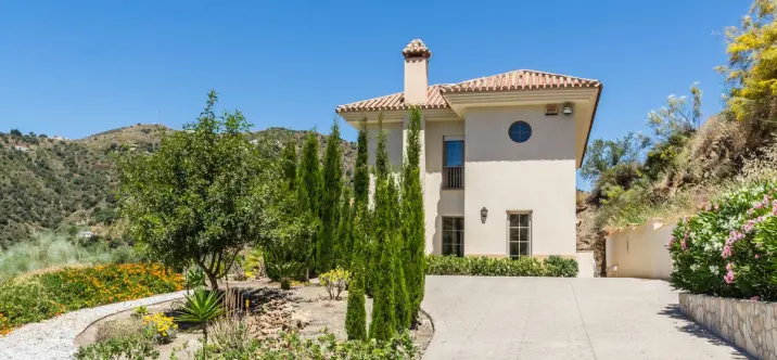 Sale of detached villa in Vélez-Málaga 4