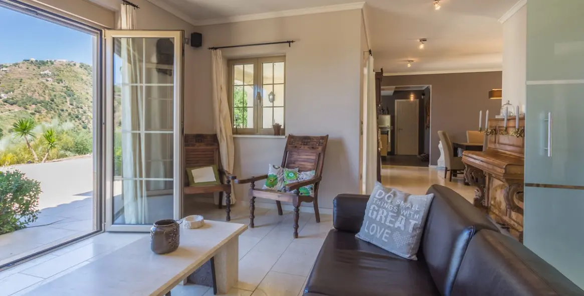 Sale of detached villa in Vélez-Málaga 7