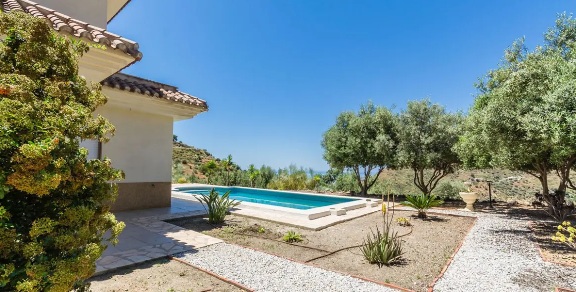 Sale of detached villa in Vélez-Málaga 14