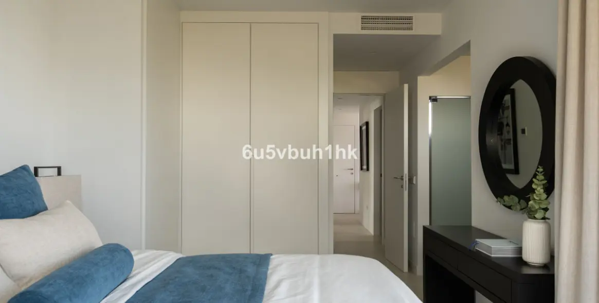 Sale of middle floor apartment in Fuengirola 26