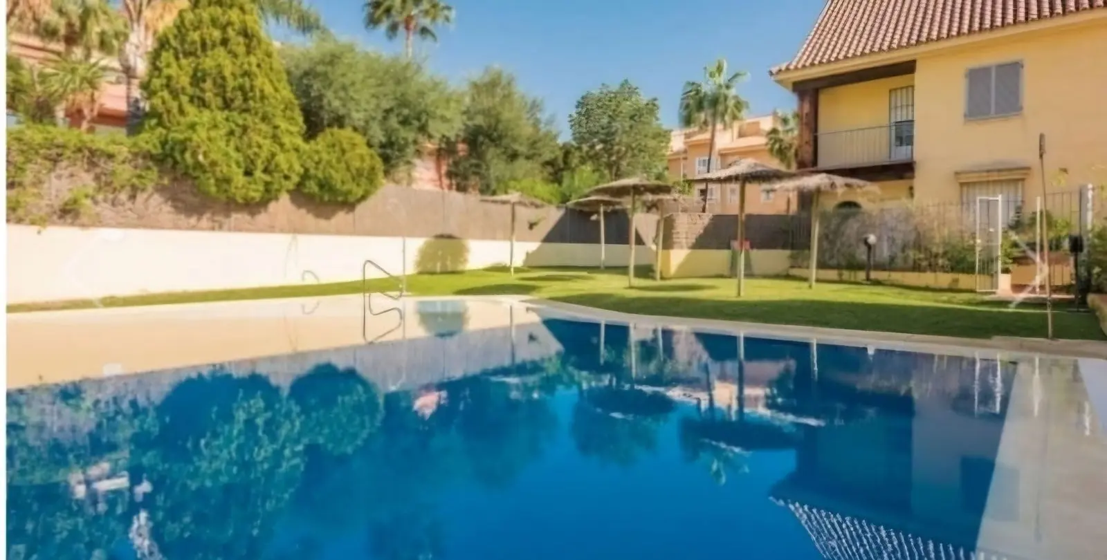 Sale of townhouse in San Pedro de Alcántara 4