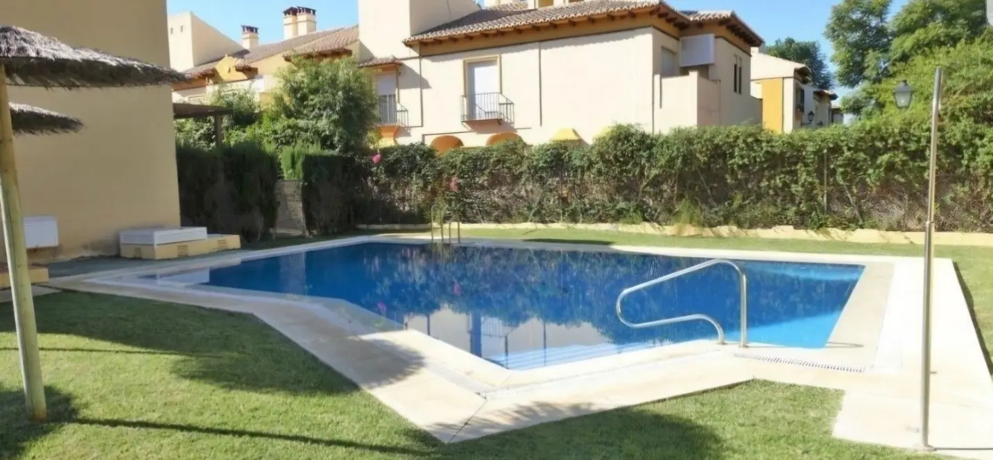 Sale of townhouse in San Pedro de Alcántara 4