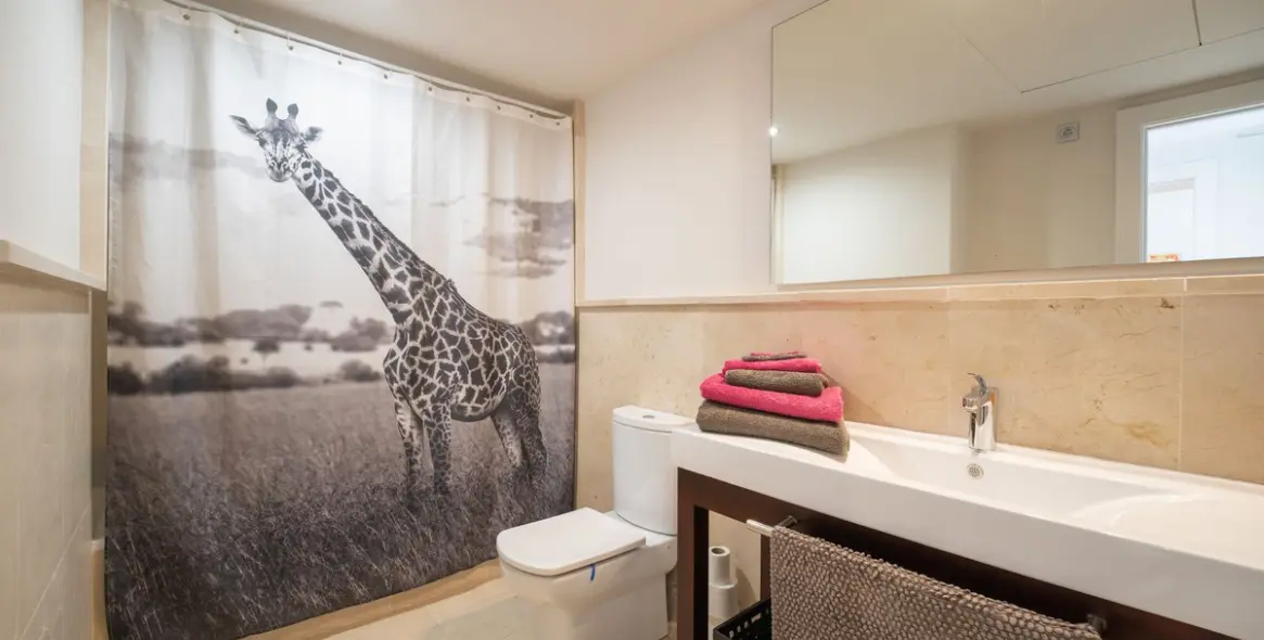 Продажа апартаментов на среднем этаже в Los Flamingos 45