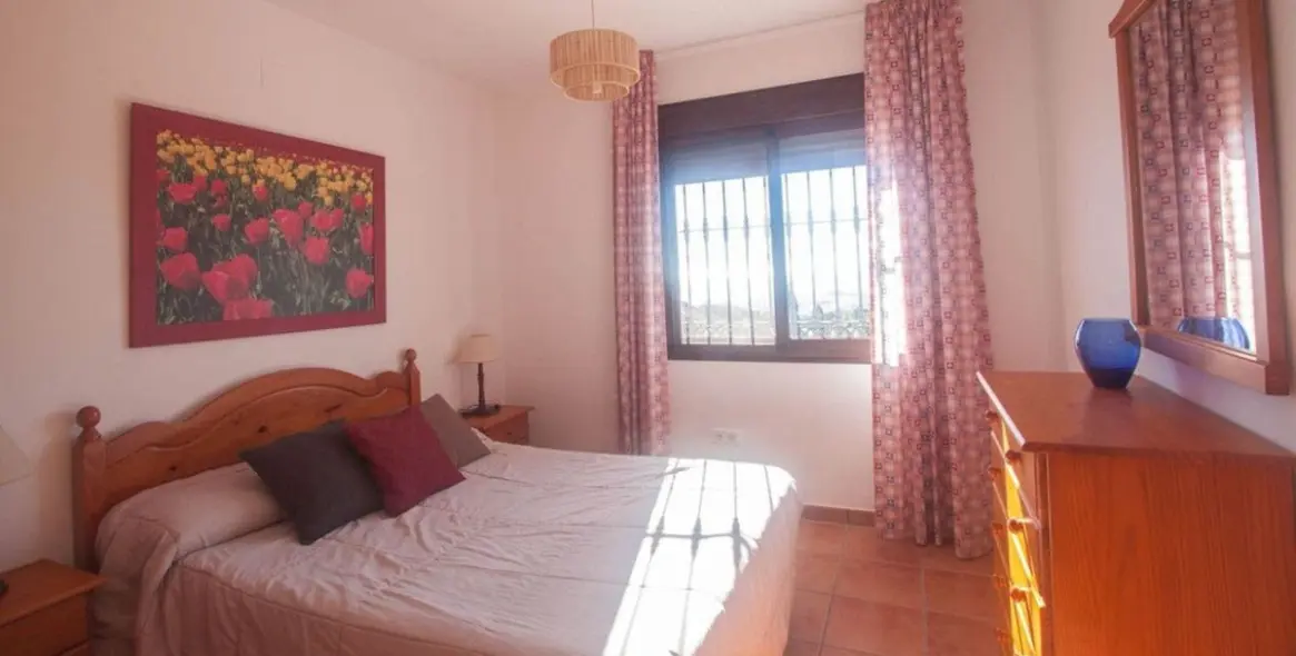 Продажа  отдельно стоящей виллы в Estepona 9