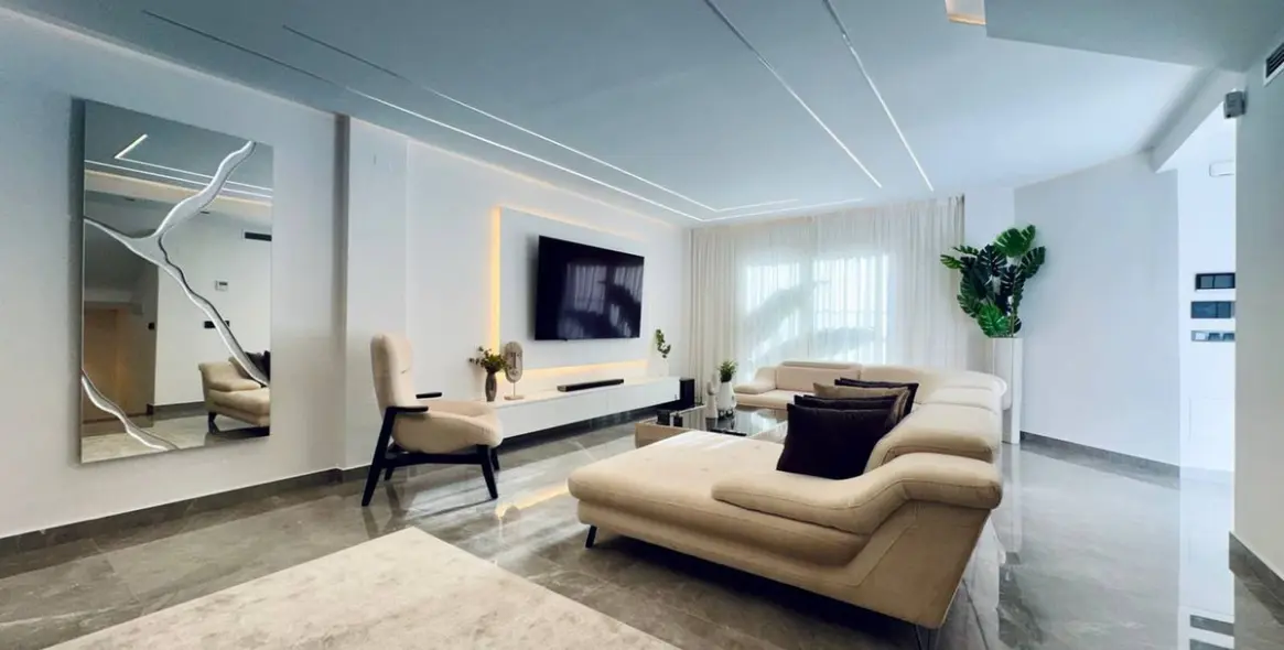 Sale of townhouse in Marbella 3