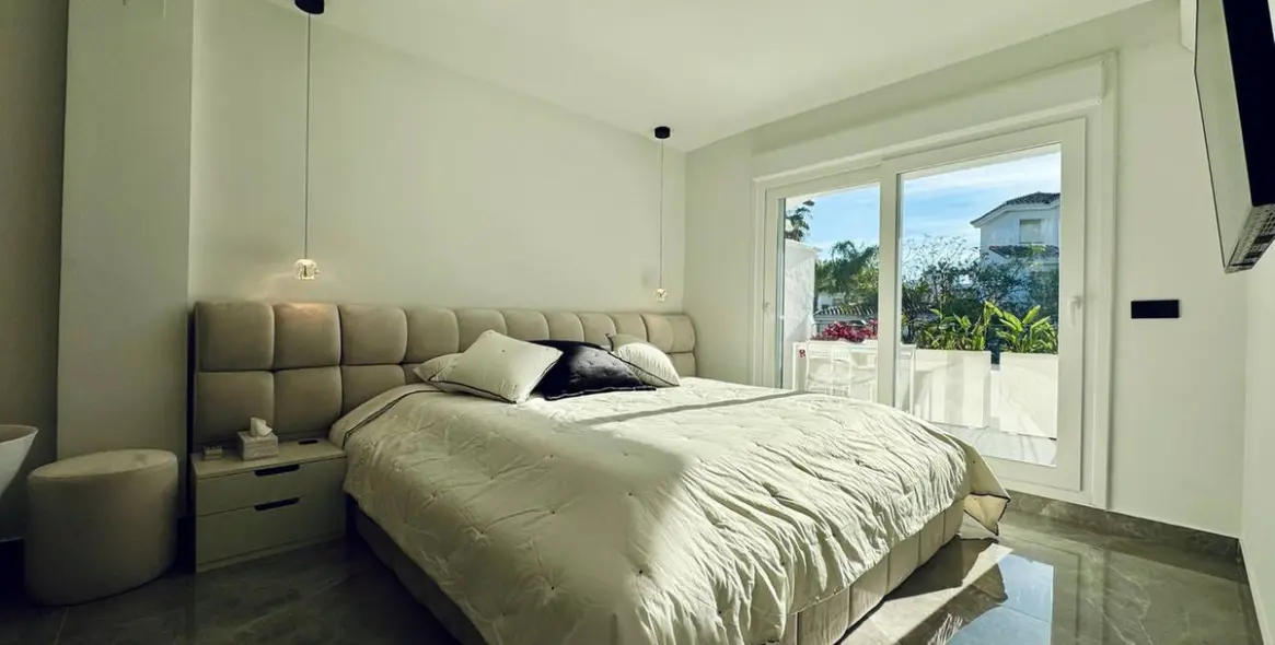 Sale of townhouse in Marbella 17