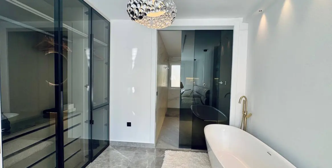 Sale of townhouse in Marbella 19