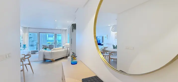 Venta de apartamento en planta baja en Estepona 3