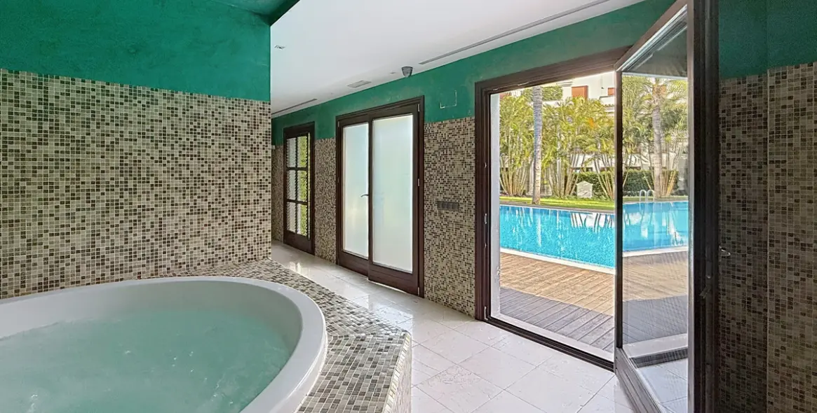 Продажа апартаментов на первом этаже в Estepona 48