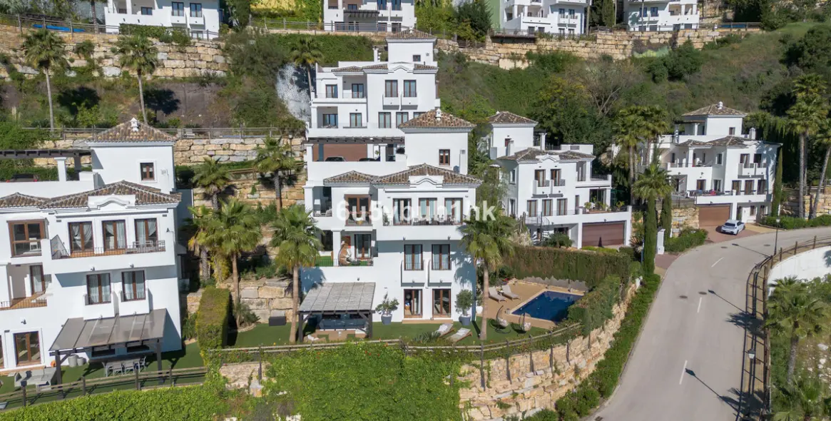 Venta de villa independiente en Benahavís 1