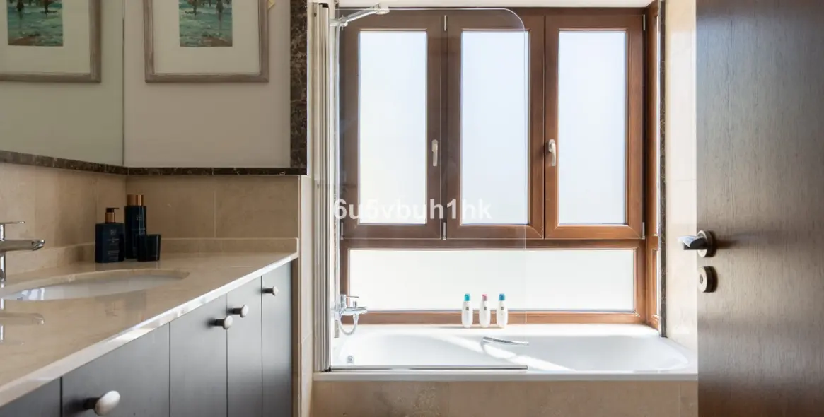 Venta de villa independiente en Benahavís 55