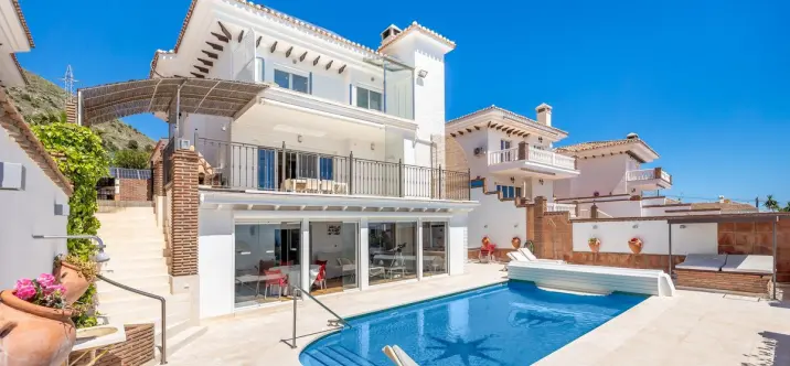 Sale of detached villa in La Capellania 0