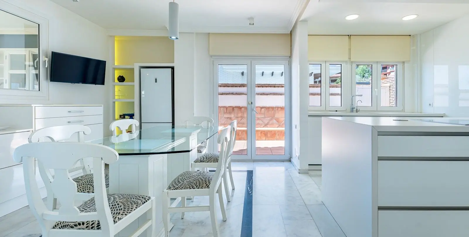 Продажа  отдельно стоящей виллы в La Capellania 10