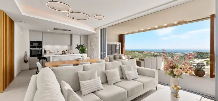 Venta de ático dúplex en Benahavís 0