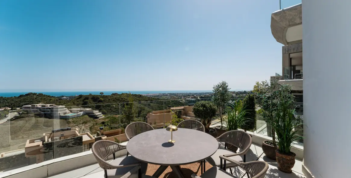 Venta de ático dúplex en Benahavís 21