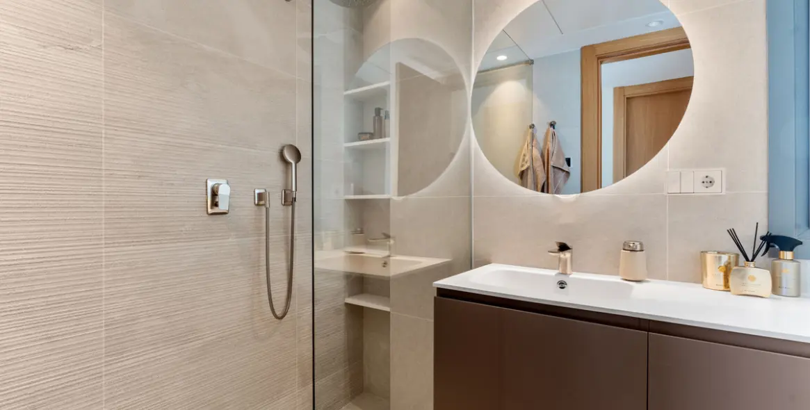 Venta de ático dúplex en Benahavís 27