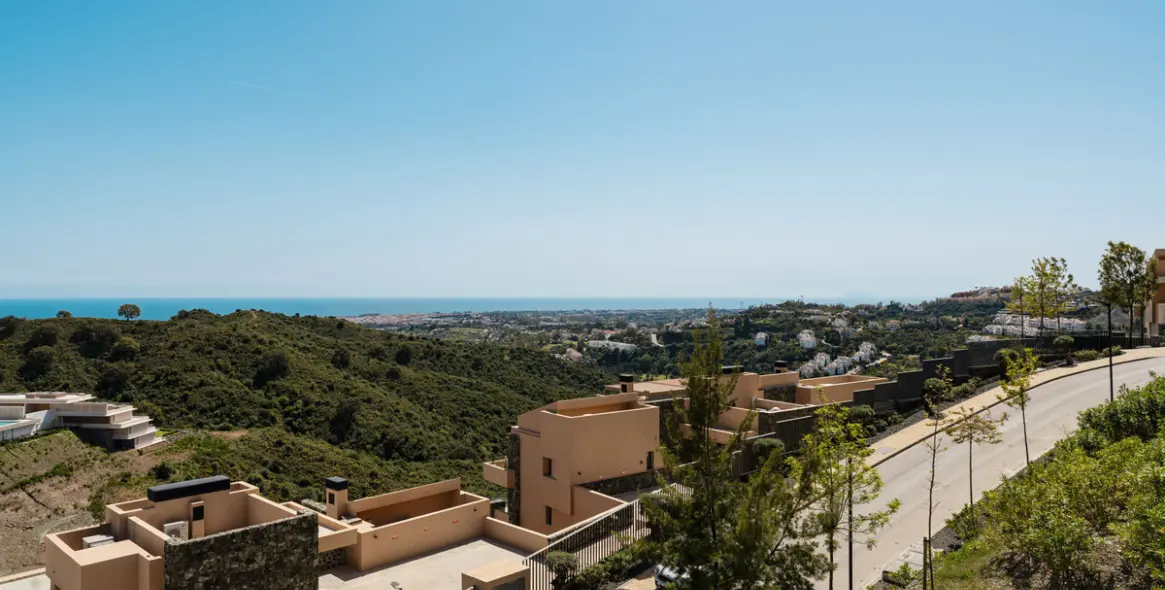 Venta de ático dúplex en Benahavís 39