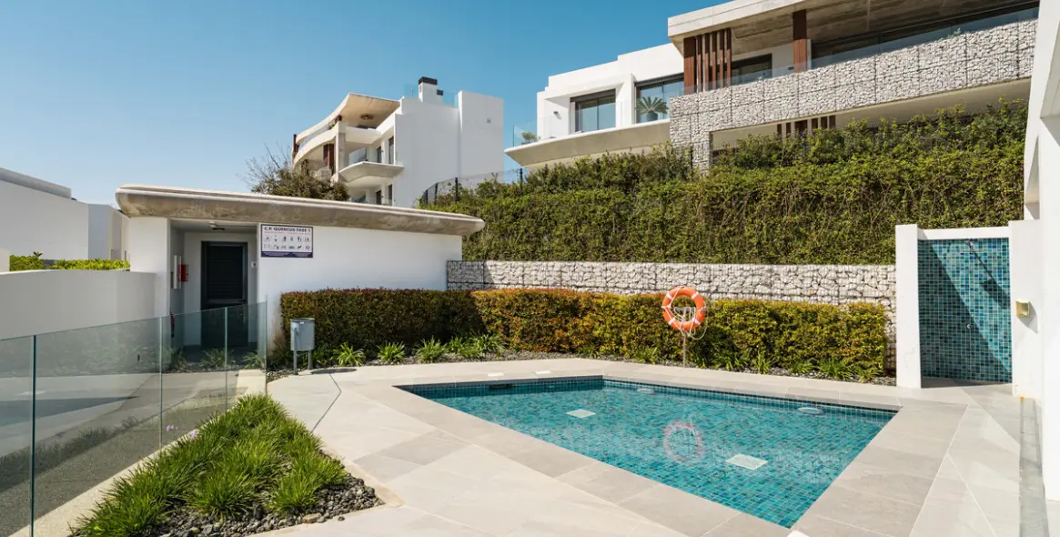 Venta de ático dúplex en Benahavís 55