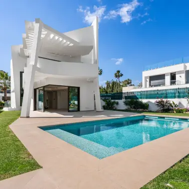 Venta de villa independiente en Atalaya