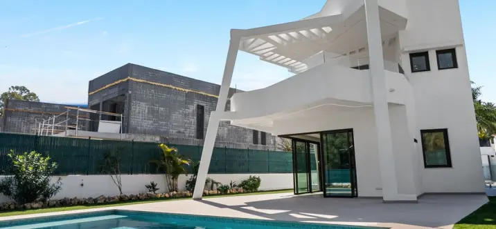 Venta de villa independiente en Atalaya 1