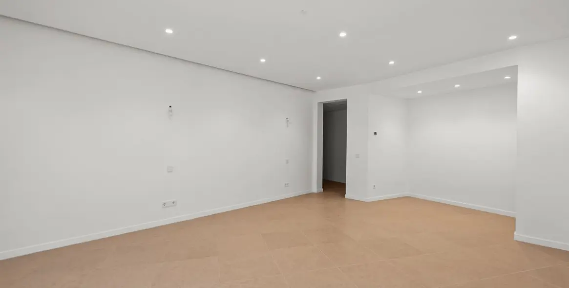 Sale of detached villa in Atalaya 15