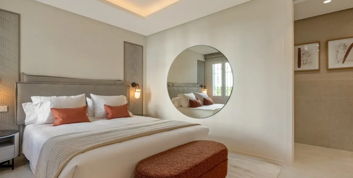 Venta de apartamento en planta media en The Golden Mile 46