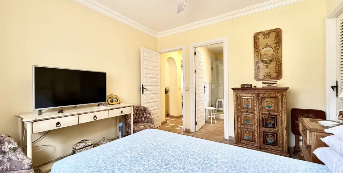 Venta de villa independiente en San Pedro de Alcántara 23