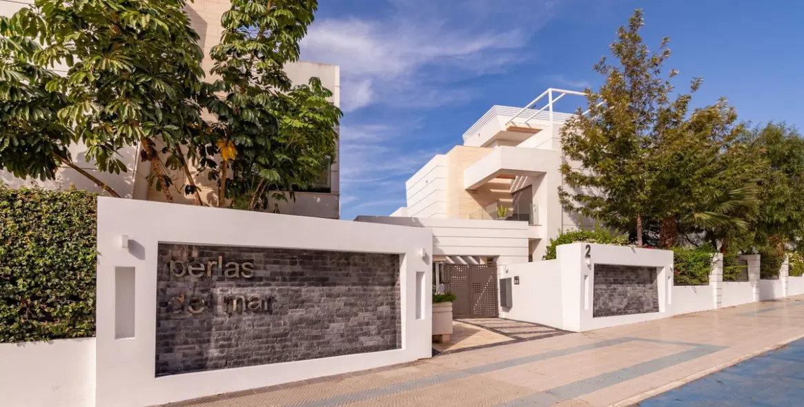 Venta de villa independiente en San Pedro de Alcántara 2