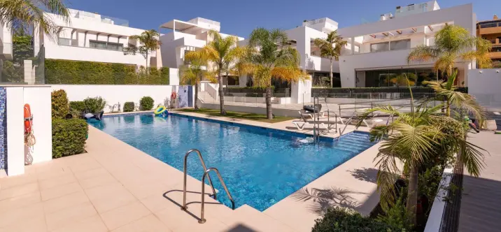 Venta de villa independiente en San Pedro de Alcántara 2