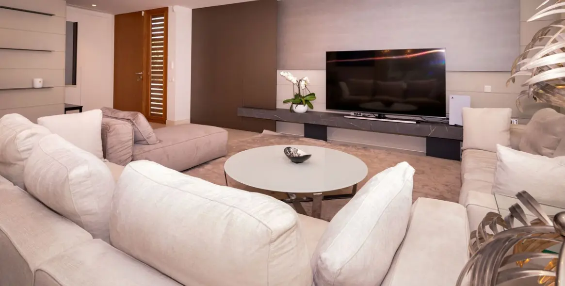 Venta de villa independiente en San Pedro de Alcántara 4