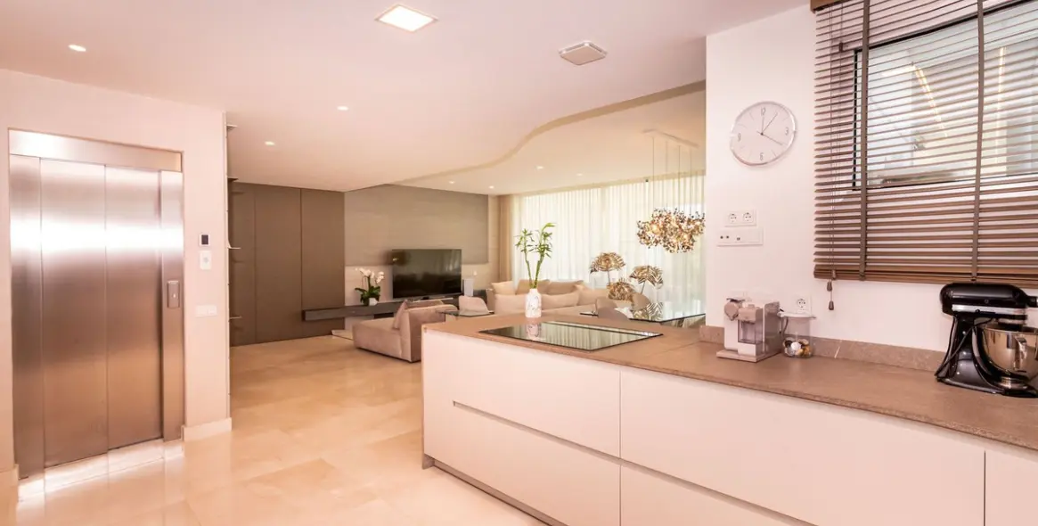 Venta de villa independiente en San Pedro de Alcántara 5