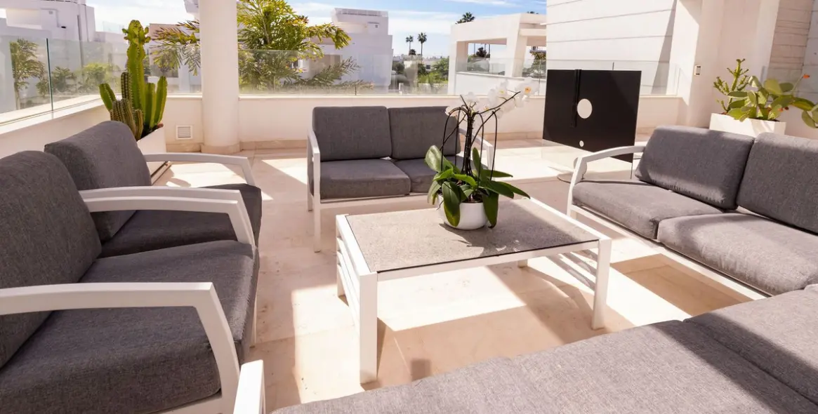 Venta de villa independiente en San Pedro de Alcántara 24