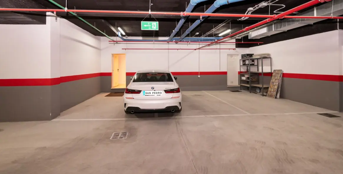 Venta de villa independiente en San Pedro de Alcántara 35