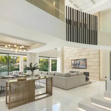 Venta de villa independiente en Nueva Andalucía