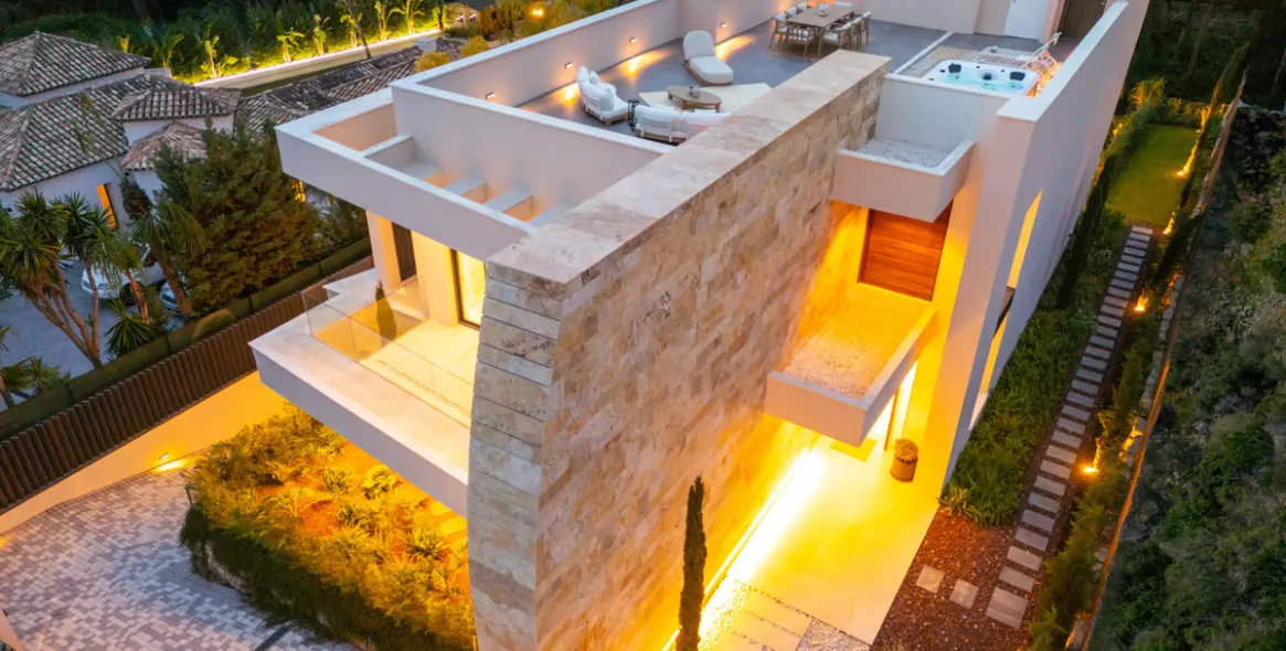 Venta de villa independiente en Nueva Andalucía 57