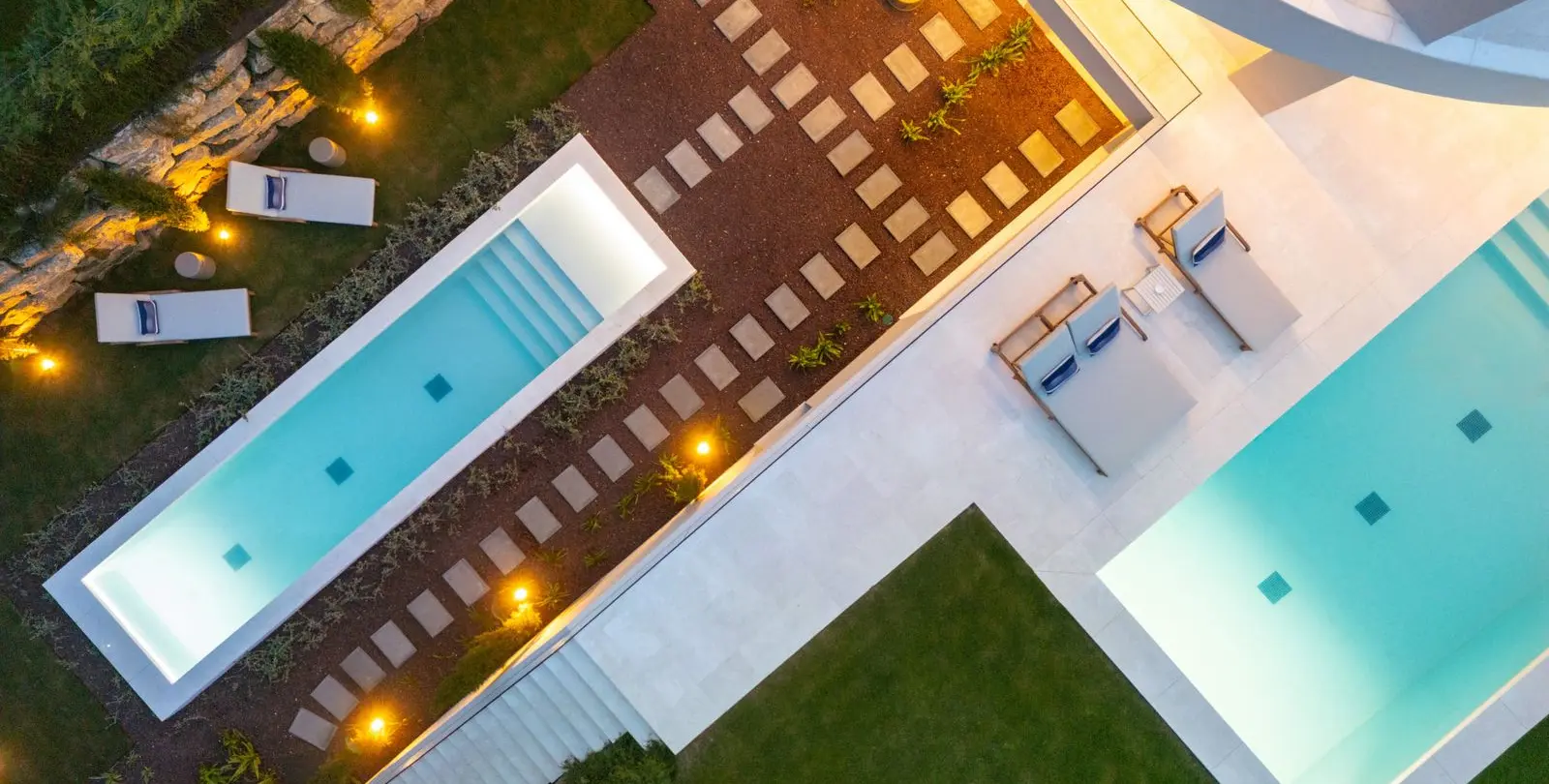 Sale of detached villa in Nueva Andalucía 44
