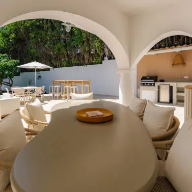 Short-term rent of detached villa in Costabella